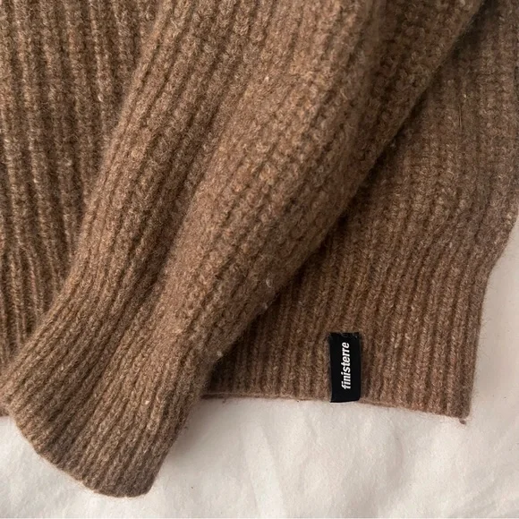 Finisterre Women’s Mora Knit Merino Wool Sweater 8 - Picture 5 of 5